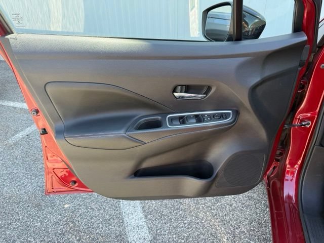 Certified 2020 Nissan Versa SR w/ Convenience Package FWD image 15