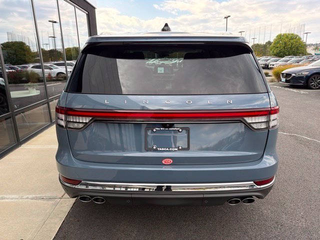 New 2027 Lincoln Aviator AWD image 4