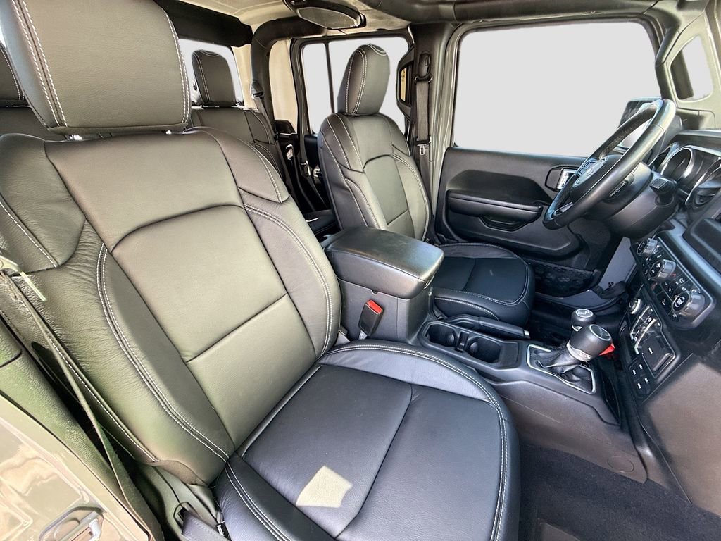 Used 2021 Jeep Gladiator Willys image 25