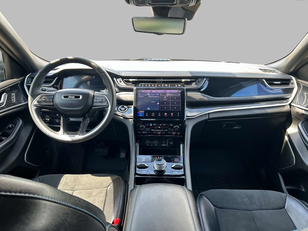 Certified 2022 Jeep Grand Cherokee Trailhawk w/ Luxury Tech Group III AWD/4WD image 23