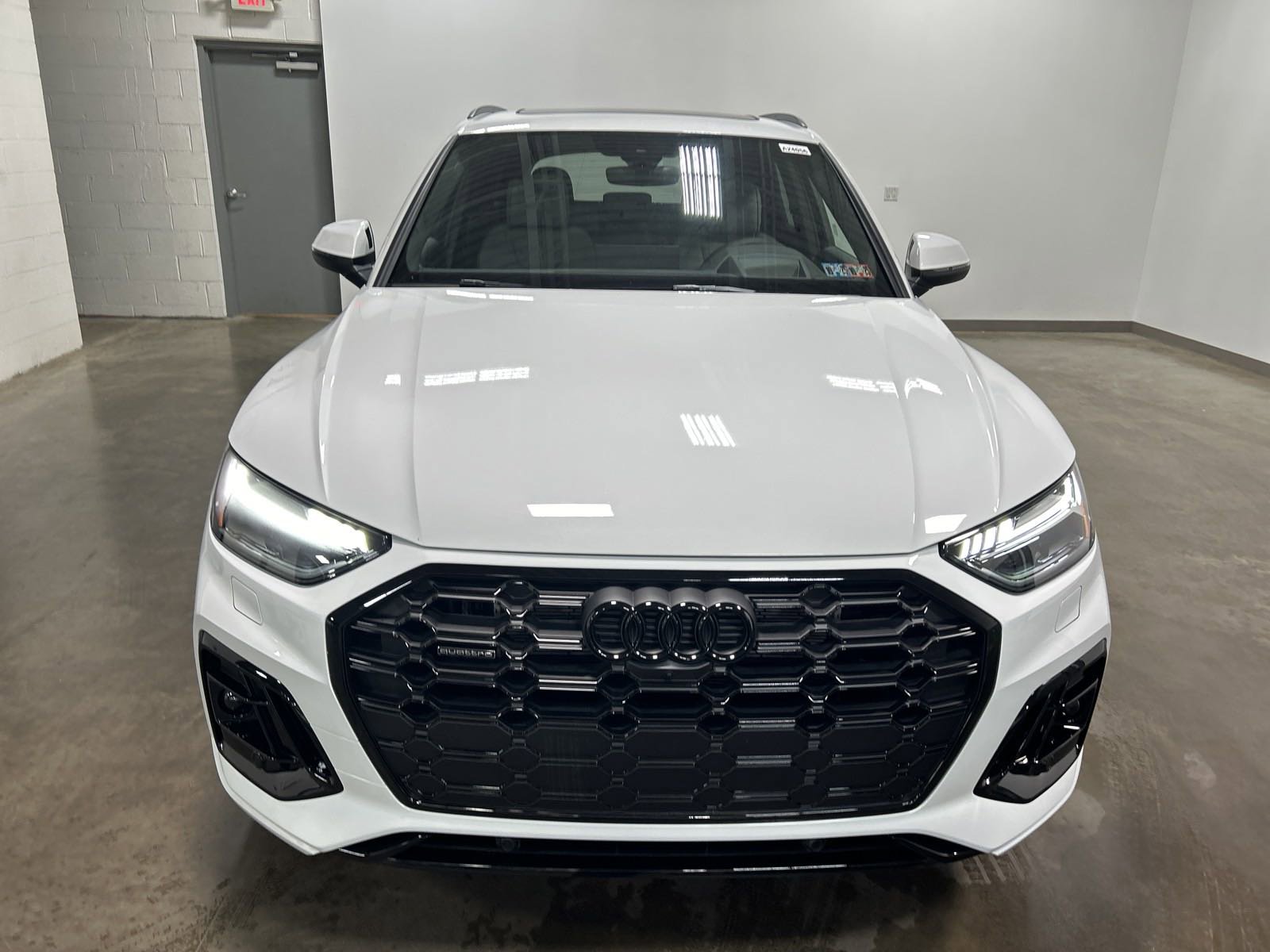 New 2024 Audi Q5 e Prestige image 38