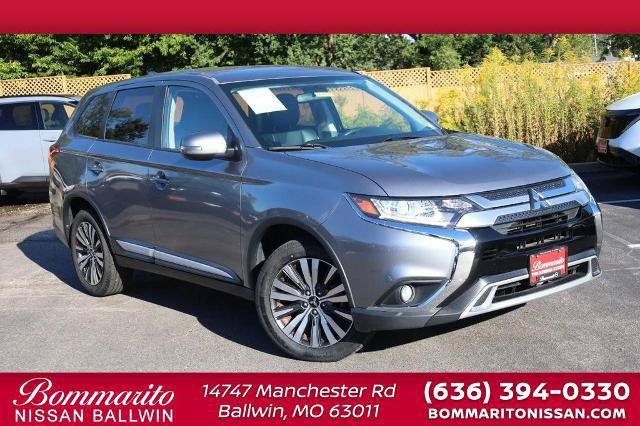 Used 2019 Mitsubishi Outlander SE AWD/4WD image 1