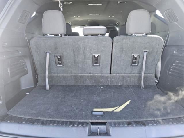 Used 2025 GMC Acadia Elevation image 5