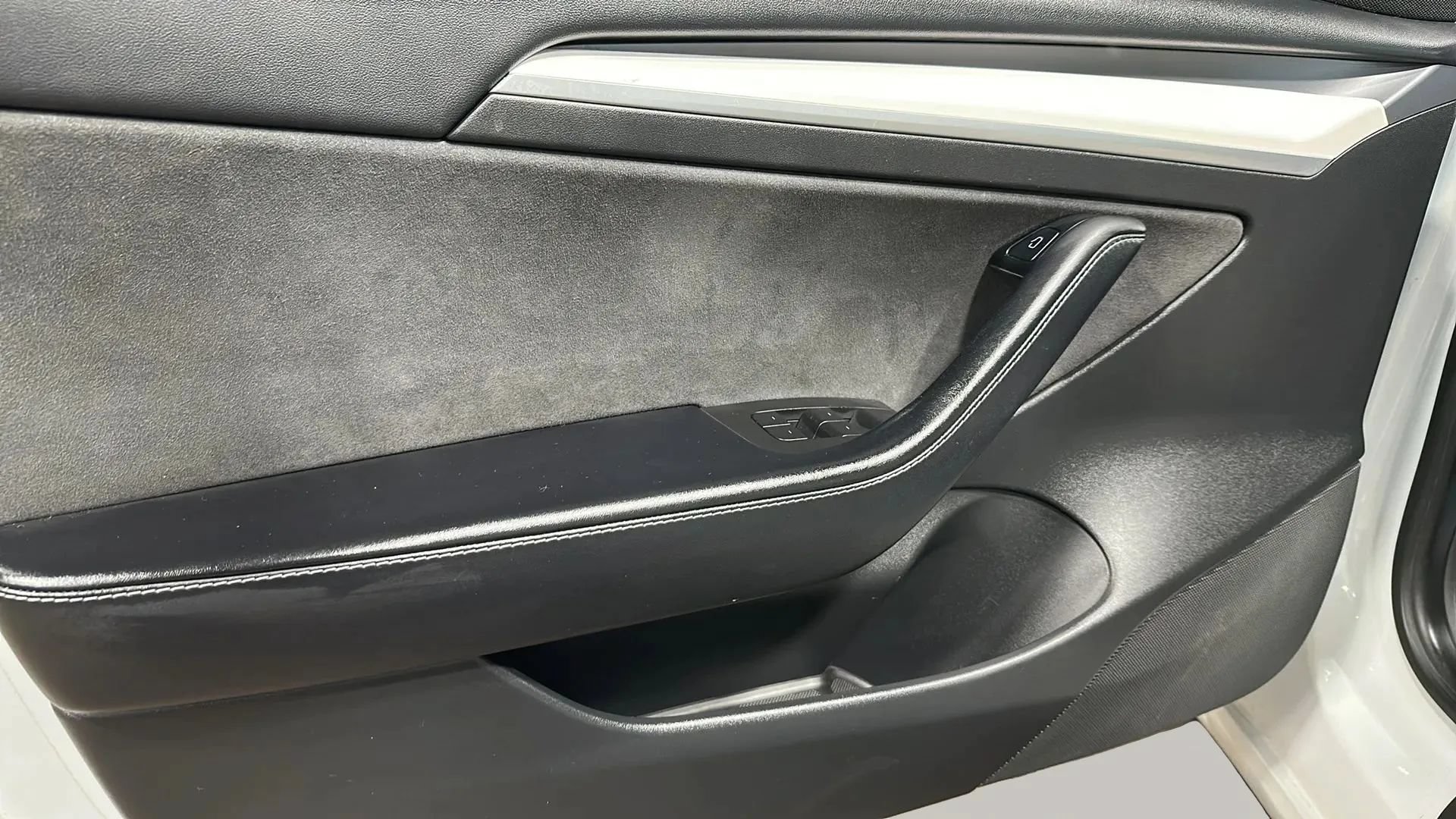 Used 2021 Tesla Model 3 Standard Range Plus RWD image 10