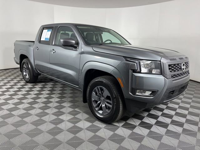 Used 2025 Nissan Frontier SV w/ SV Convenience Package image 2