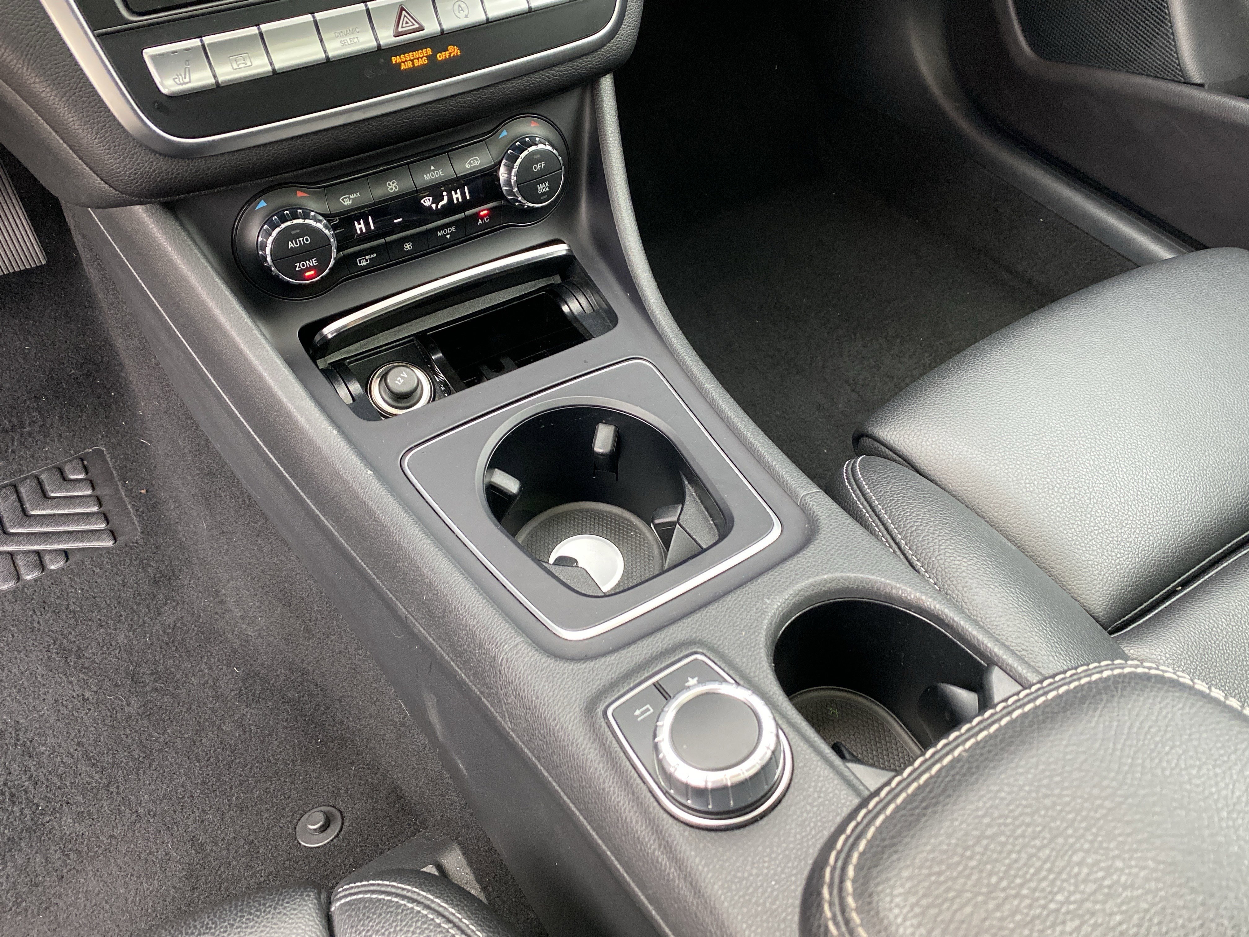 Used 2019 Mercedes-Benz GLA 250 4MATIC image 42