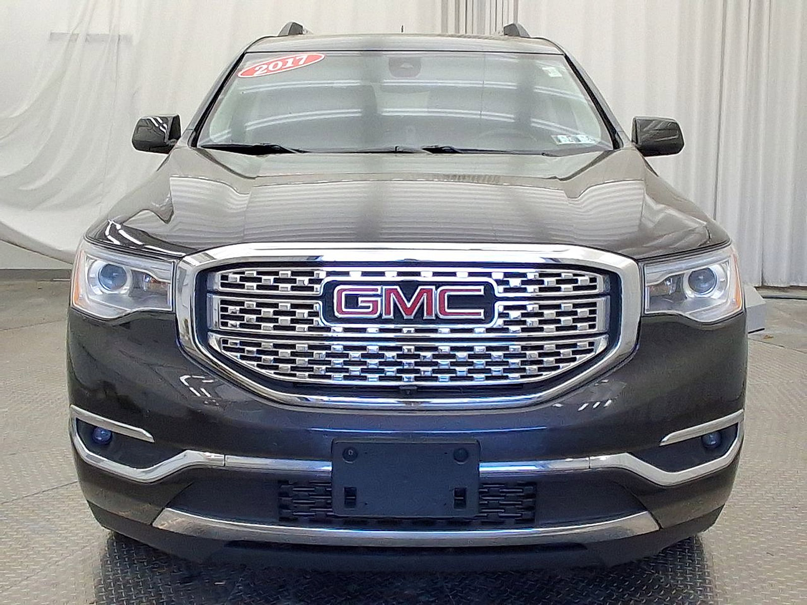 Used 2017 GMC Acadia Denali w/ Technology Package image 29