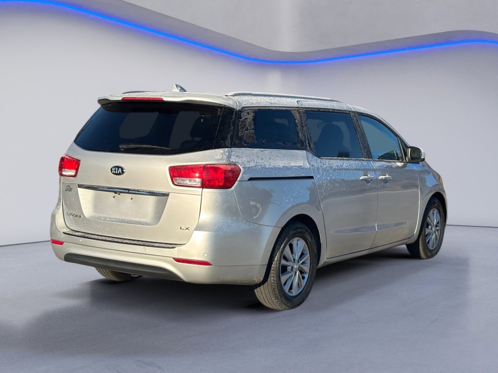 Used 2018 Kia Sedona LX w/ LX Essentials Premium Package image 5