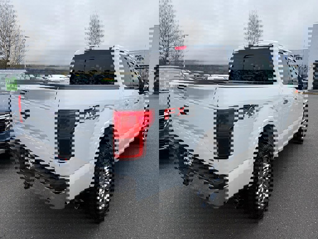 Used 2020 Ford F150 Lariat w/ Equipment Group 502A Luxury image 5