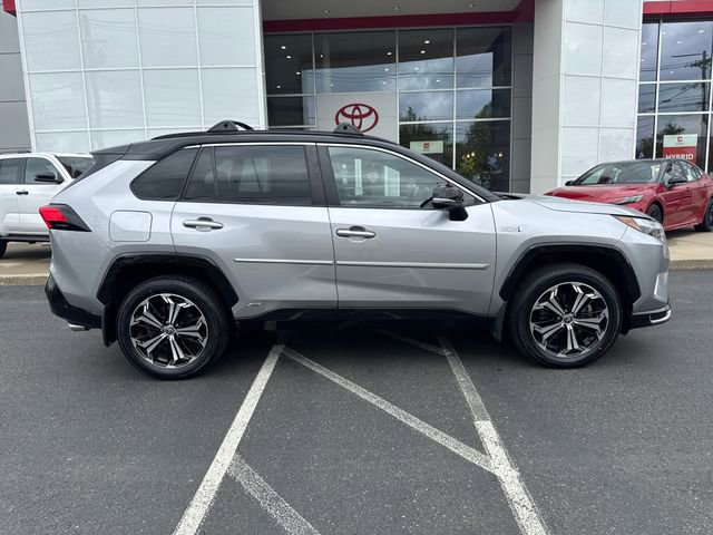 Used 2023 Toyota RAV4 XSE AWD/4WD image 2
