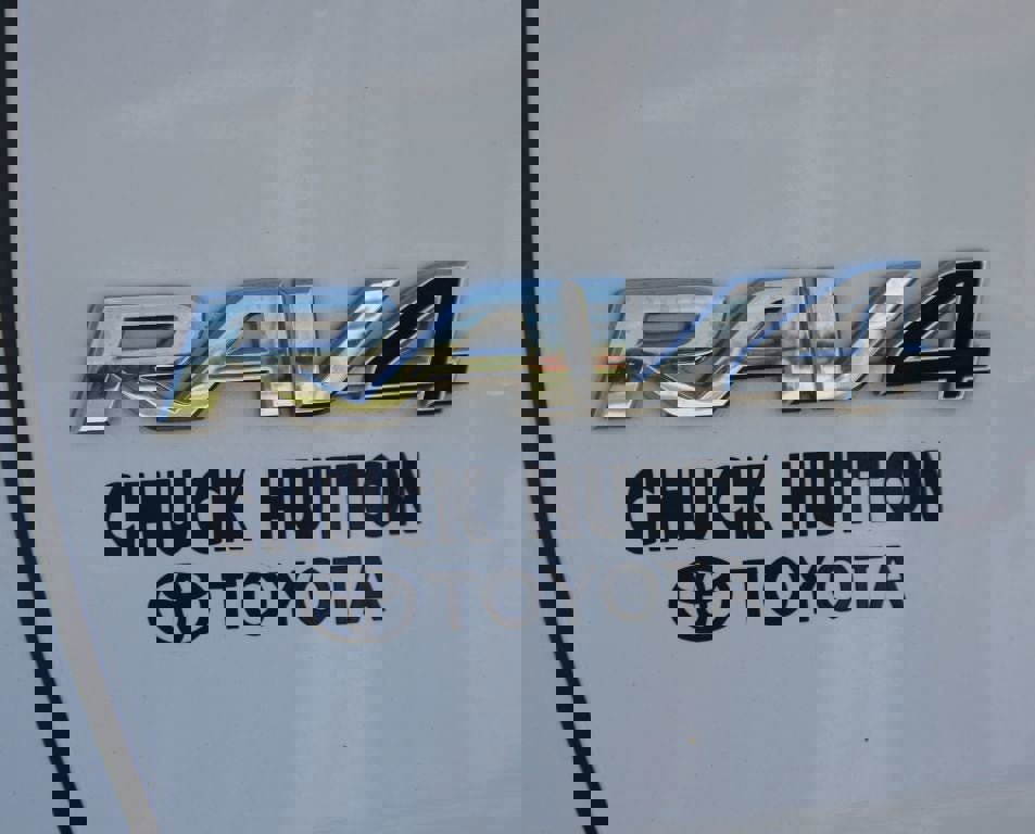 Used 2019 Toyota RAV4 XLE image 17