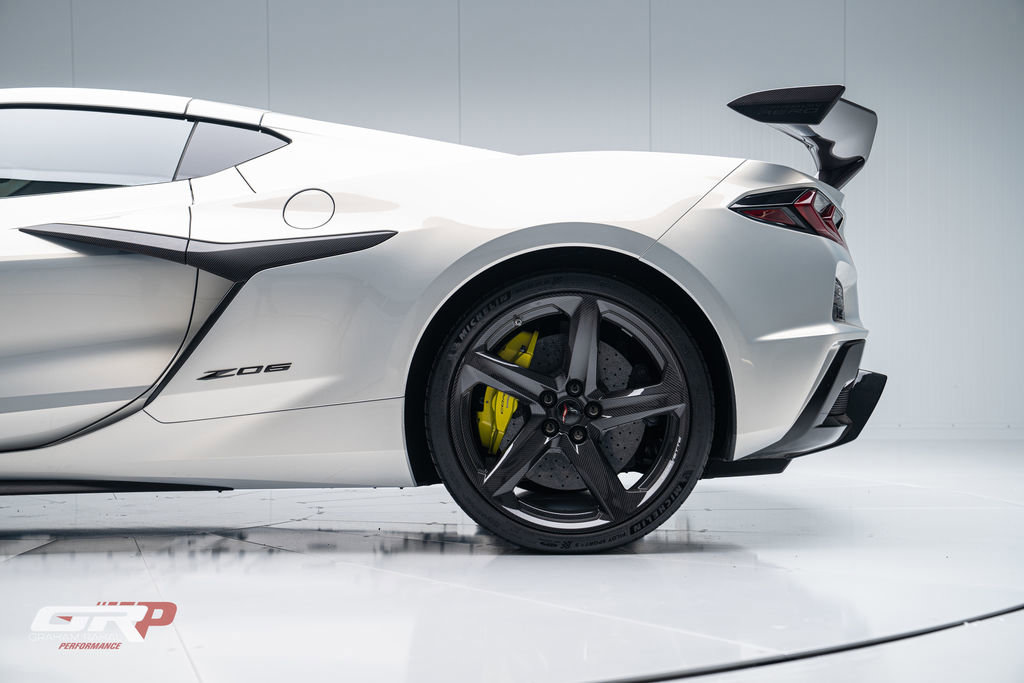 Used 2023 Chevrolet Corvette Z06 w/ Stealth Interior Trim Package image 39