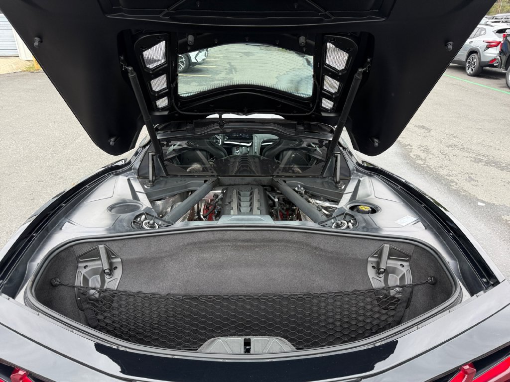 Used 2022 Chevrolet Corvette Stingray Preferred Cpe w/ Battery Protection Package RWD image 23