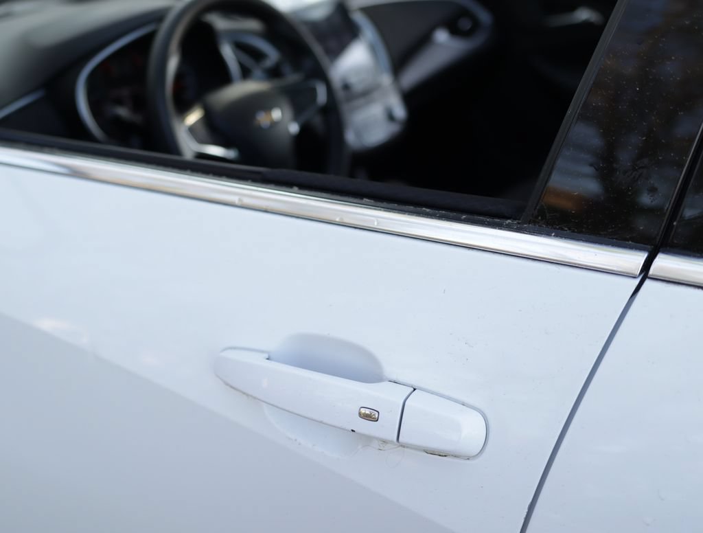 Used 2023 Chevrolet Malibu LT FWD image 33