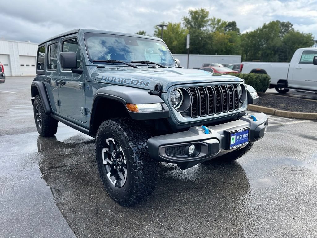 Used 2024 Jeep Wrangler Unlimited Rubicon 4xe w/ Dual Top Group AWD/4WD image 8