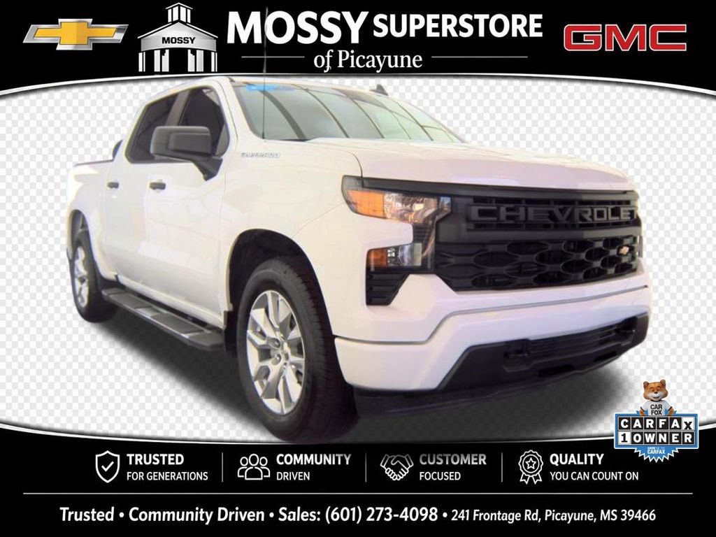 Used 2023 Chevrolet Silverado 1500 Custom RWD image 2