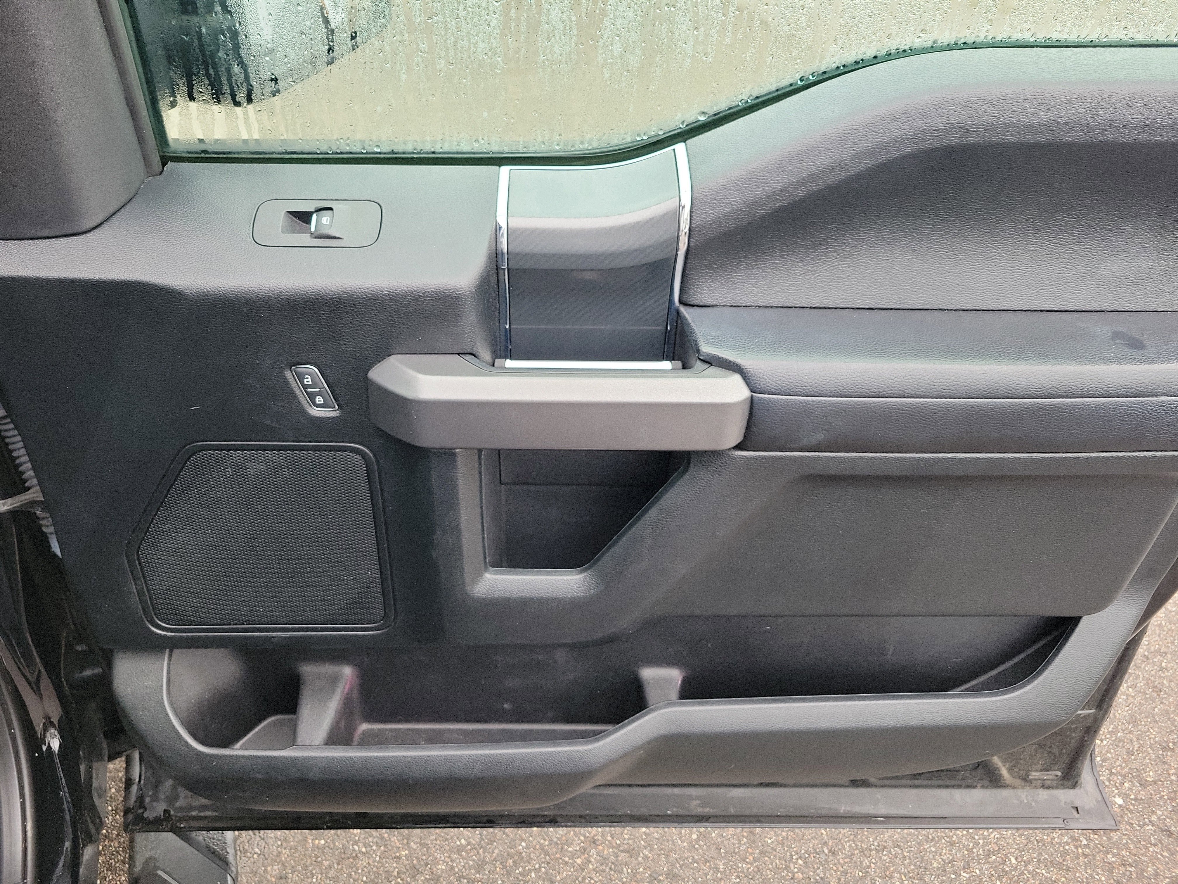 Used 2018 Ford F150 XLT w/ Equipment Group 302A Luxury image 10