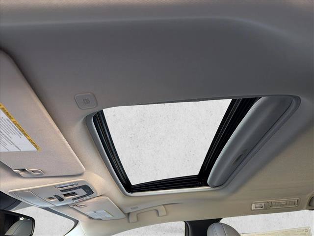 New 2026 Toyota Sienna XLE AWD/4WD image 18