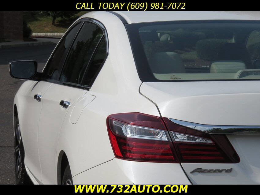 Used 2017 Honda Accord LX image 18