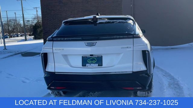 Used 2024 Cadillac Lyriq Luxury image 7