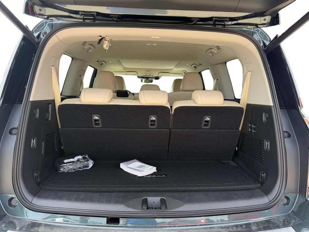 New 2026 Nissan Armada Platinum AWD/4WD image 18