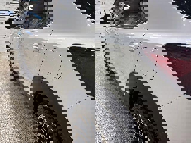 Used 2025 Chevrolet TrailBlazer RS w/ Convenience Package image 11