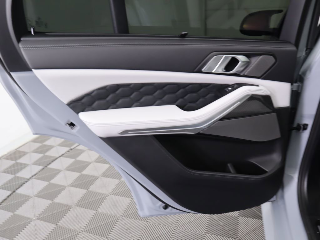 New 2026 BMW X5 M Competition w/ Executive Package image 27