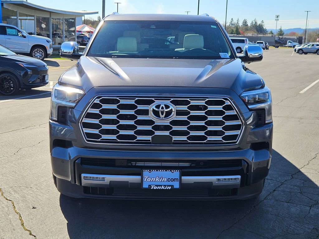 Used 2025 Toyota Sequoia Capstone image 9