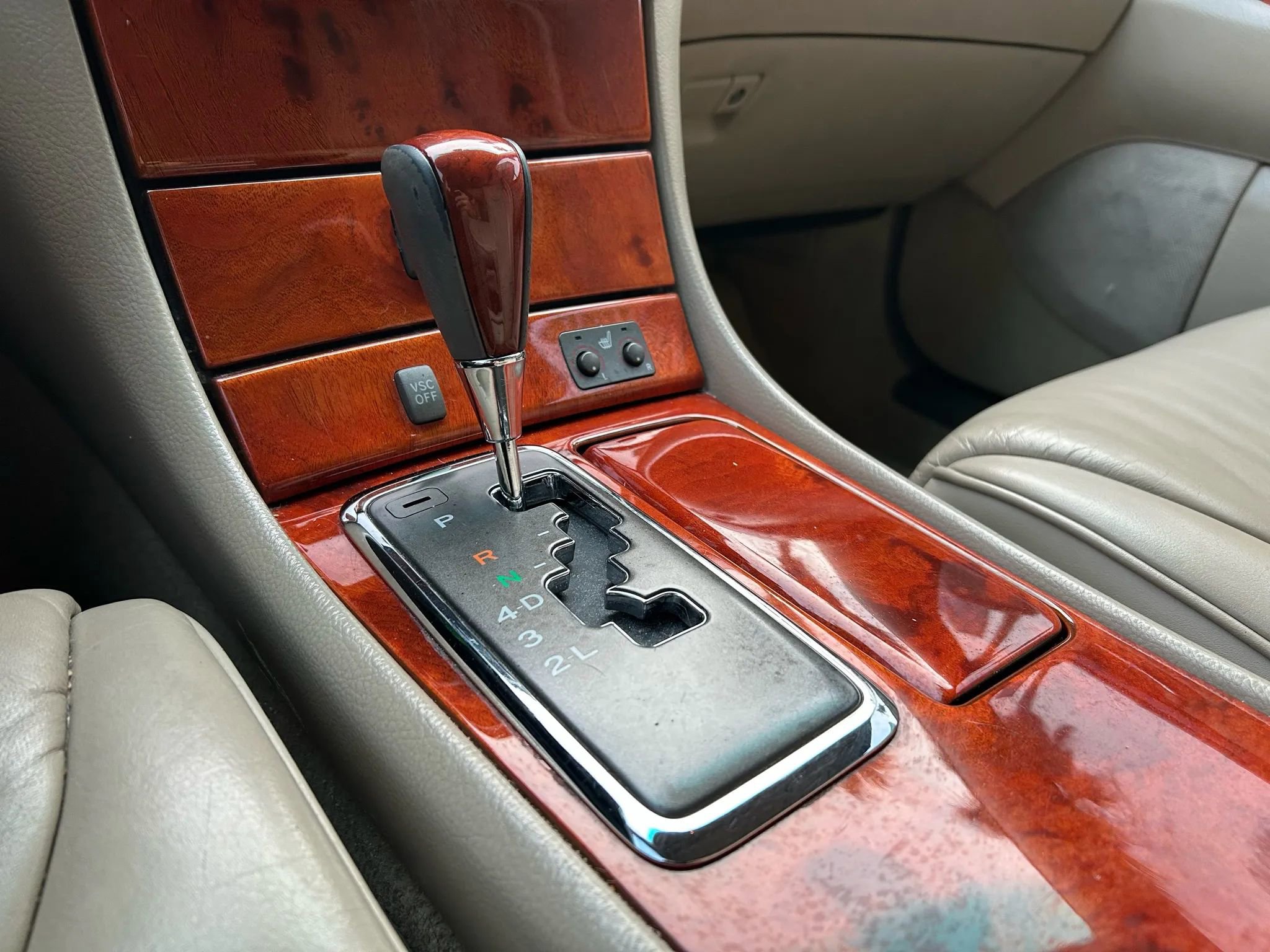 Used 2002 Lexus LS 430 image 24