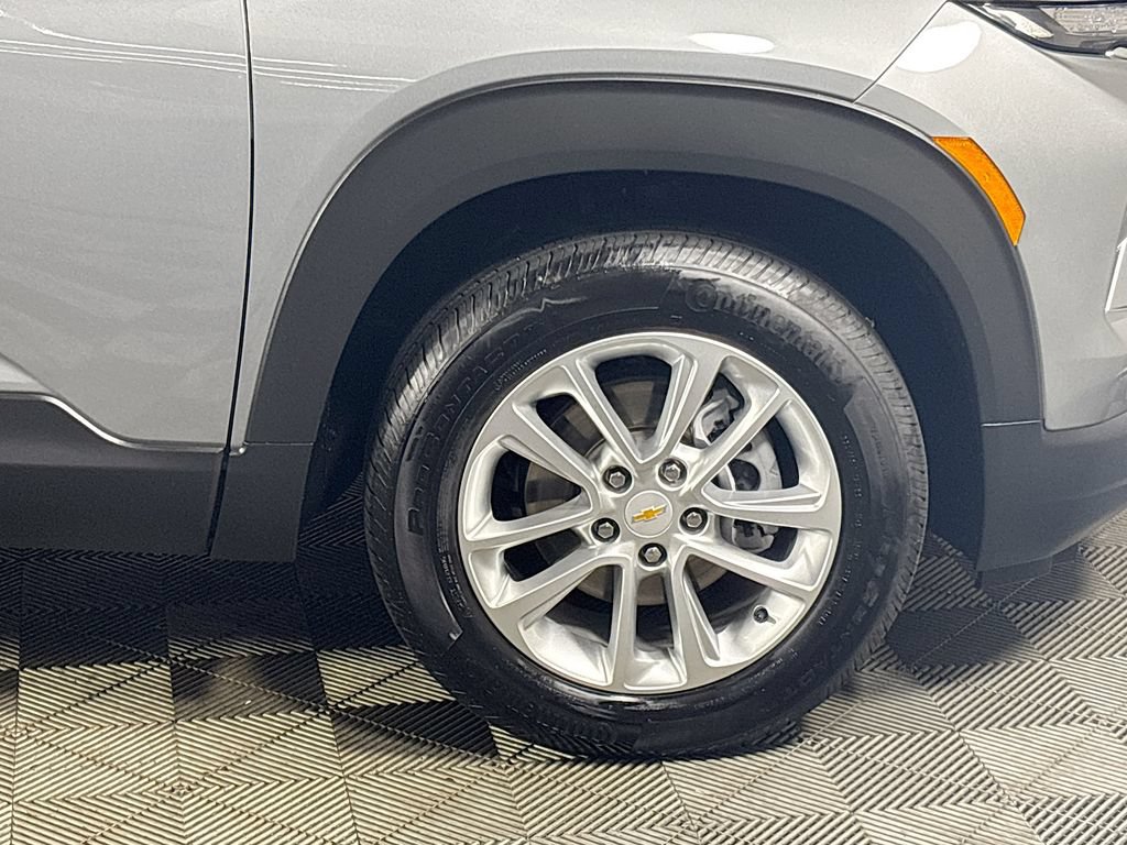 Used 2026 Chevrolet TrailBlazer LS AWD/4WD image 22