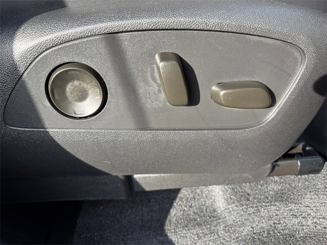 Used 2024 GMC Acadia Elevation image 47