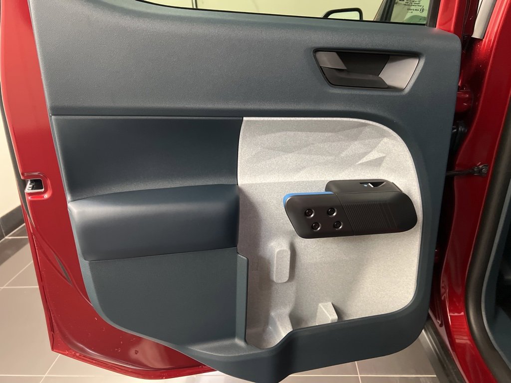 New 2025 Ford Maverick XLT w/ XLT Luxury Package image 31