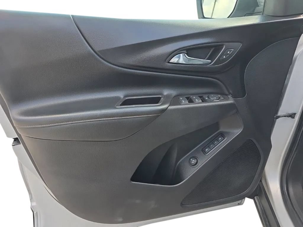 Used 2020 Chevrolet Equinox Premier AWD/4WD image 10