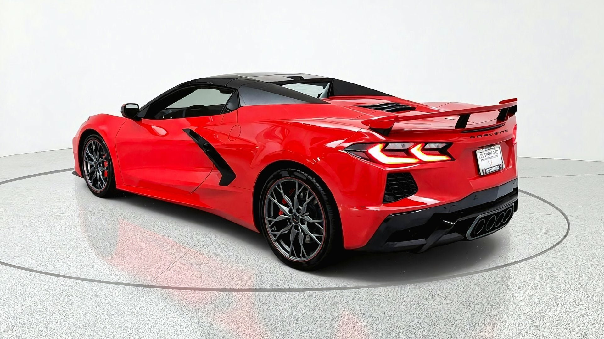 New 2027 Chevrolet Corvette Stingray Convertible w/ Z51 Performance Package RWD image 3