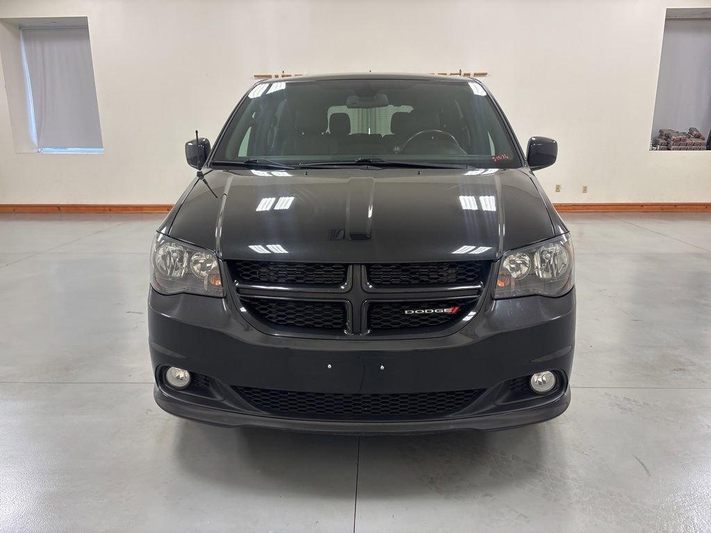 Used 2019 Dodge Grand Caravan GT FWD image 3