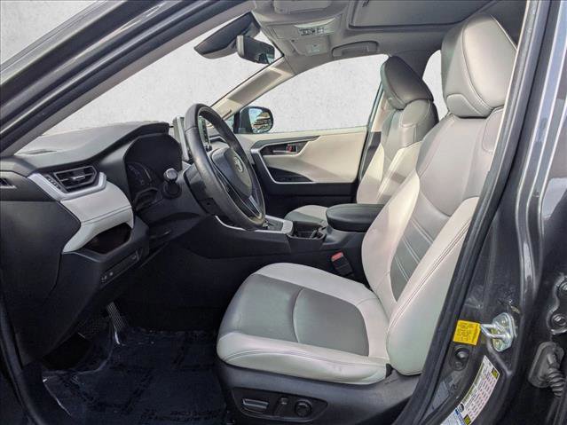 Used 2021 Toyota RAV4 Limited image 11