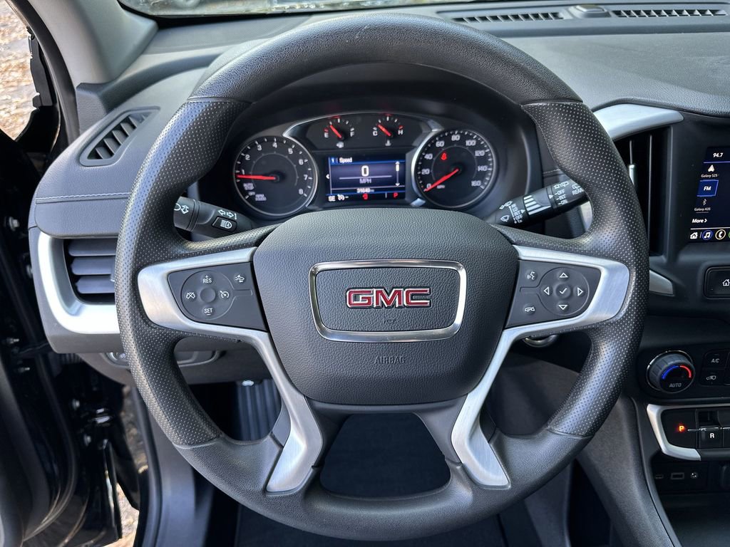 Certified 2022 GMC Terrain SLE w/ Driver Convenience Package image 11