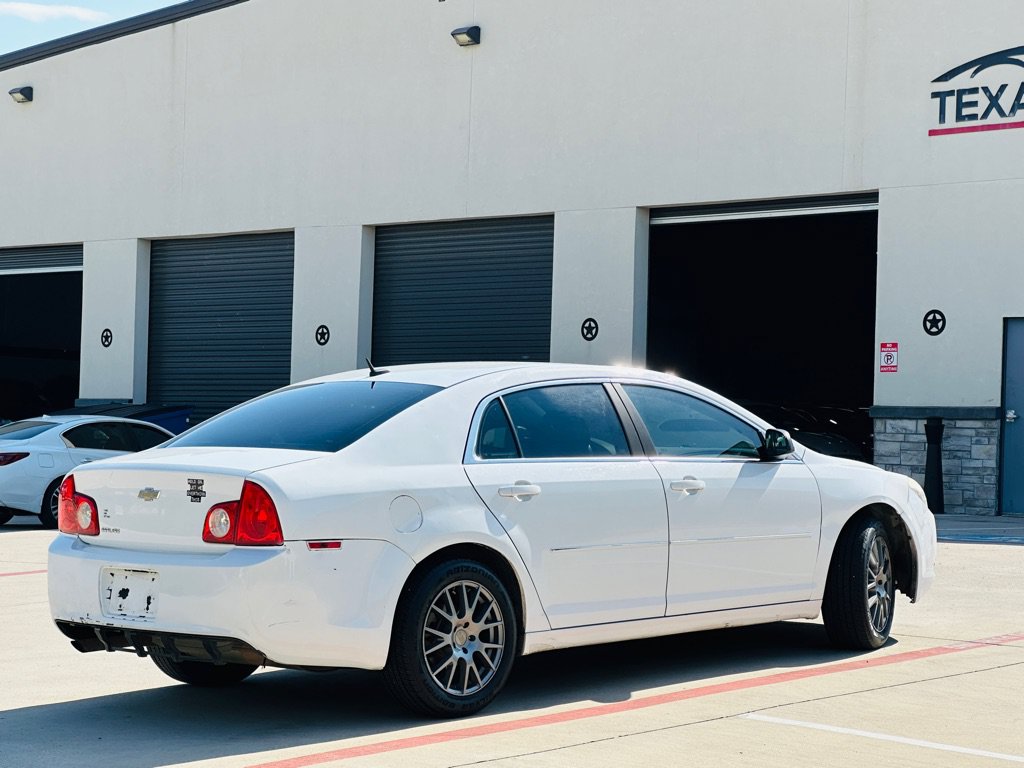 Used 2011 Chevrolet Malibu LS w/ LPO, Convenience Package FWD image 9