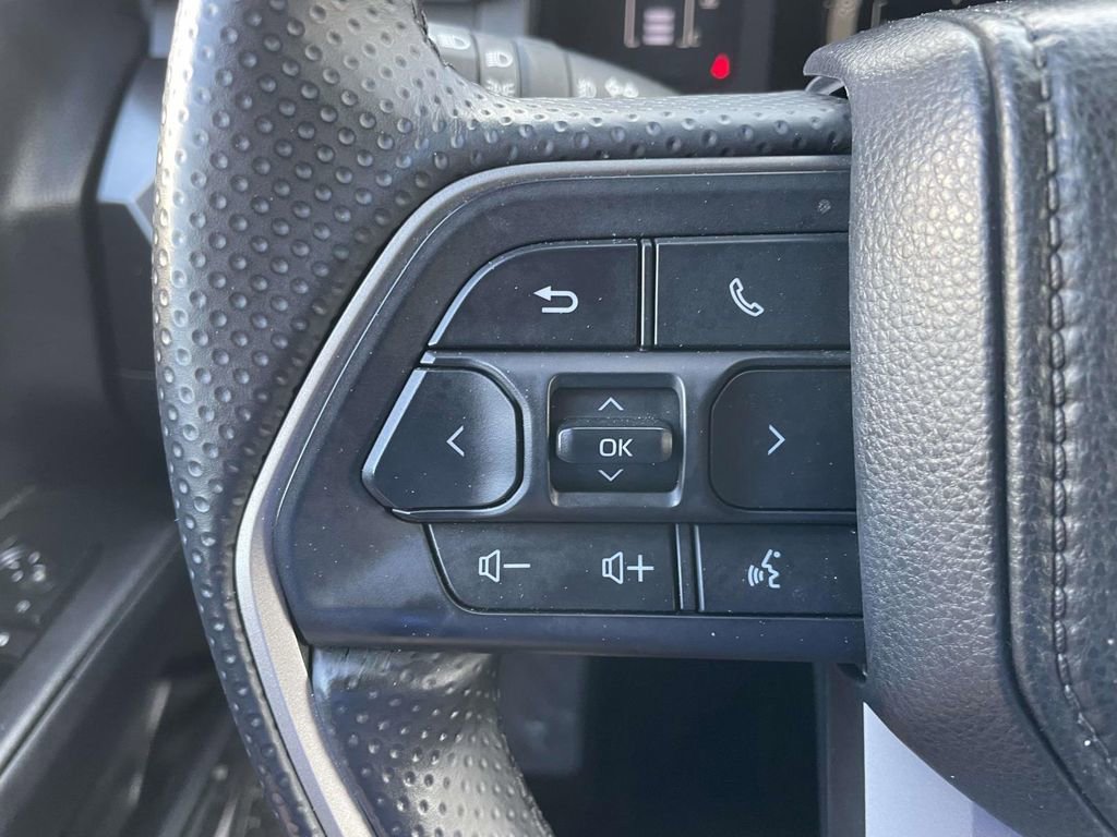 Used 2025 Toyota 4Runner SR5 image 31