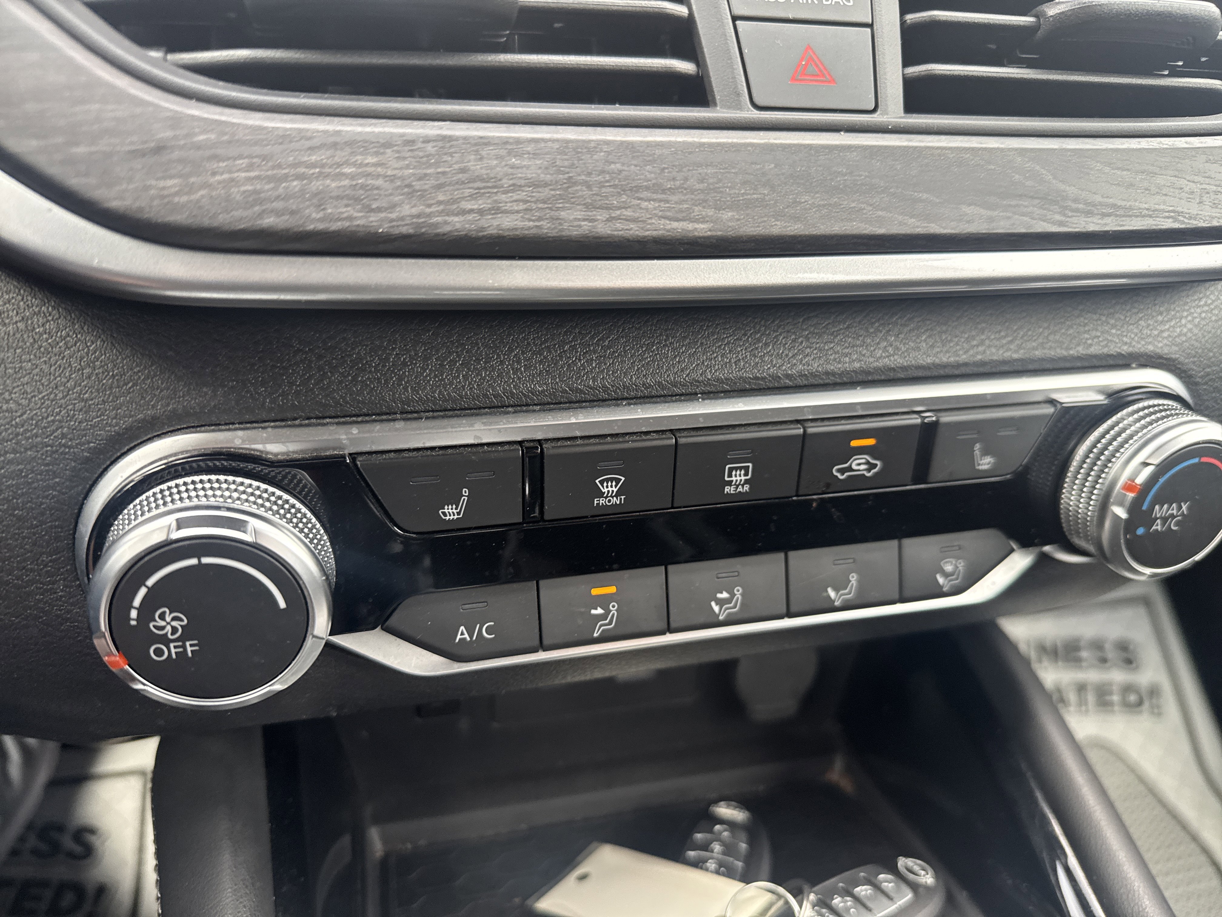 Used 2023 Nissan Altima 2.5 SV w/ SV Premium Package image 28