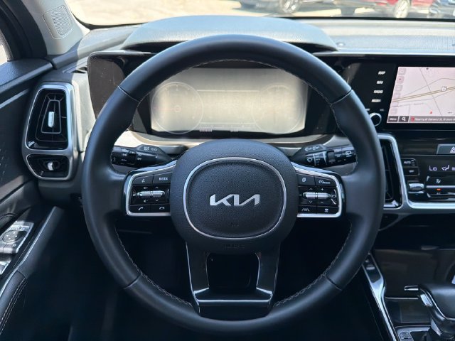 Used 2022 Kia Sorento SX FWD image 10