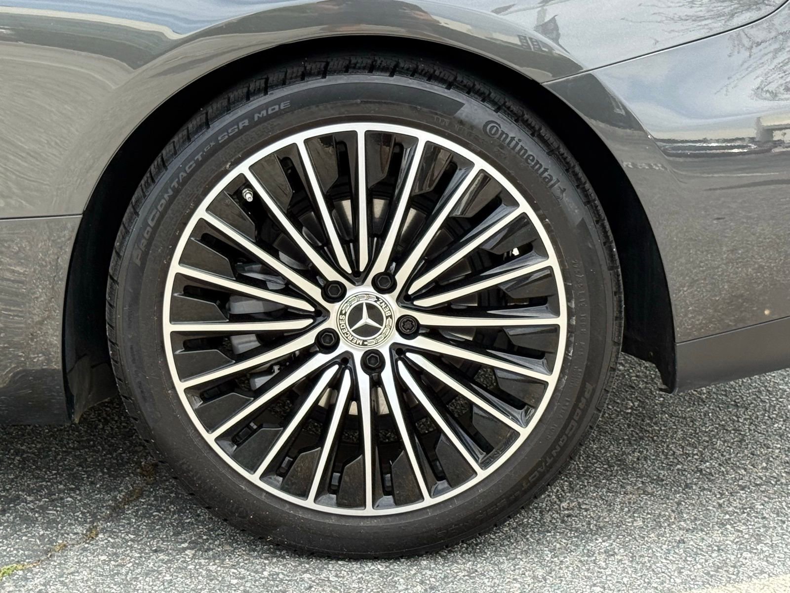 Used 2024 Mercedes-Benz CLE 300 4MATIC Coupe image 18