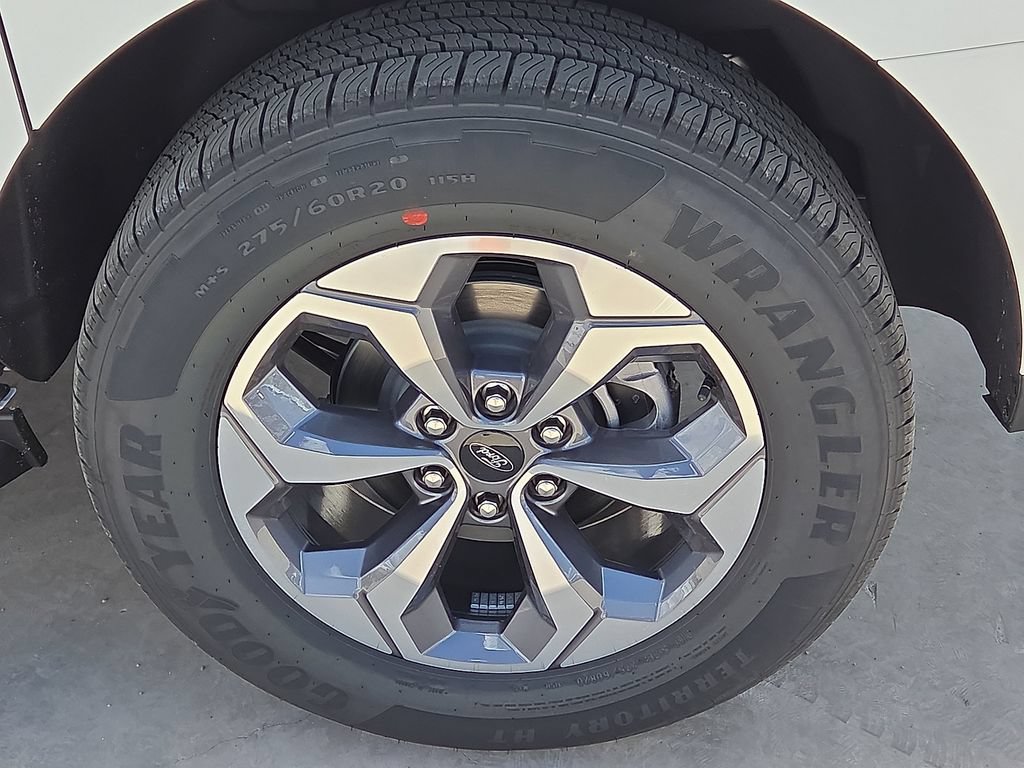 New 2027 Ford Expedition Max Active RWD image 16