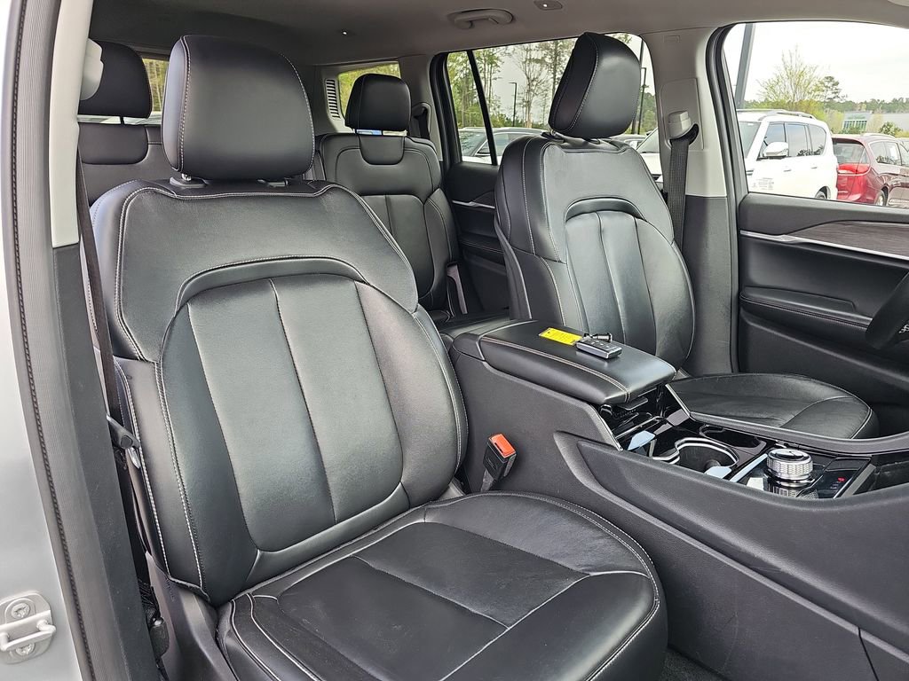 Used 2022 Jeep Grand Cherokee L Limited RWD image 14