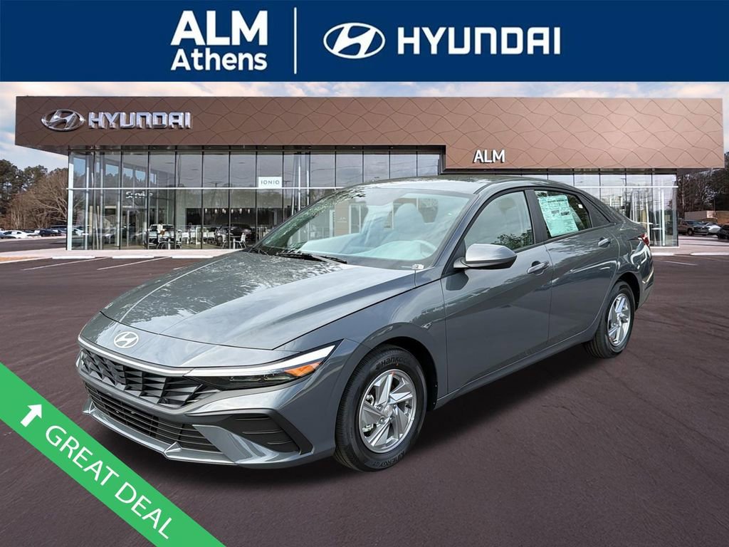 New 2026 Hyundai Elantra SE