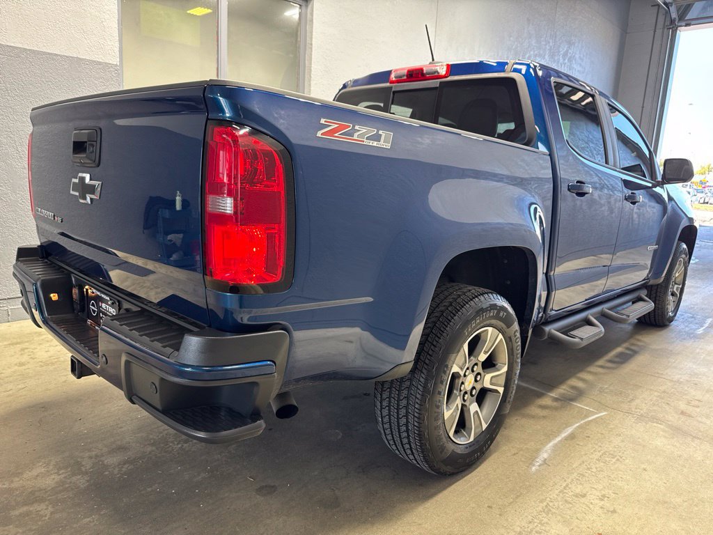 Used 2019 Chevrolet Colorado Z71 AWD/4WD image 3