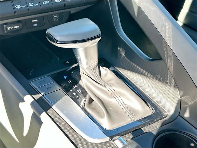 Used 2025 Hyundai Elantra Sport image 16