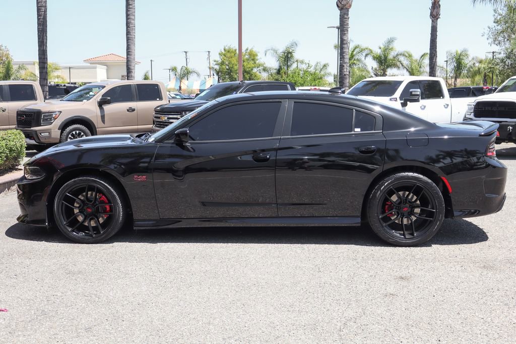 Used 2022 Dodge Charger R/T RWD image 5