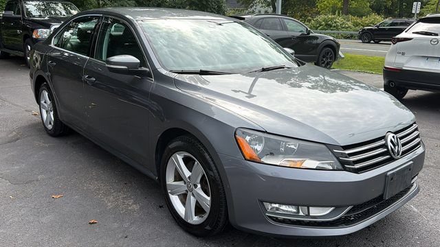 Used 2015 Volkswagen Passat 1.8T Limited Edition FWD image 3