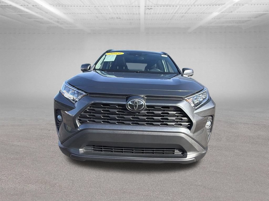 Used 2019 Toyota RAV4 XLE Premium w/ Cold Weather Package AWD/4WD image 15